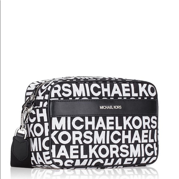 SOLD! NWT Michael Kors Kenly Pocket Crossbody - Picture 14 of 16